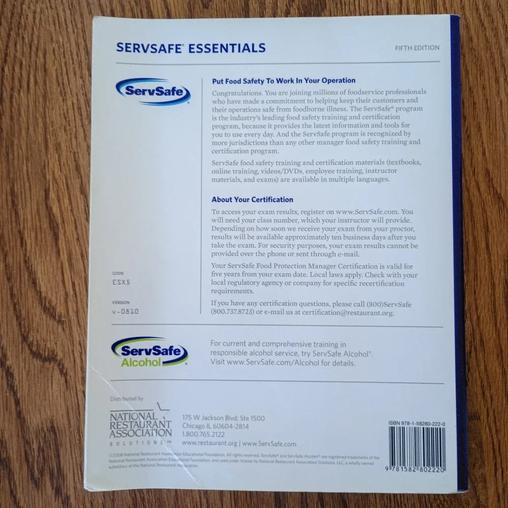 Servsafe Essentials Fifth Edition - Trade Paperback - GOOD
